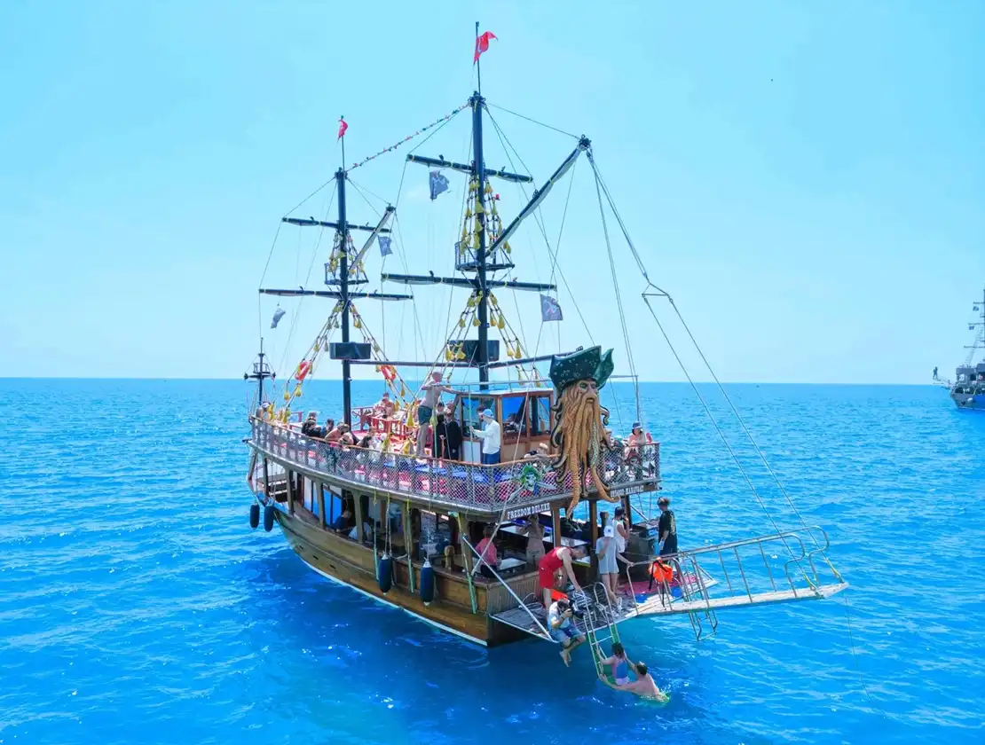 Antalya Kundu Gulet Boat Charter  16M Custom Built